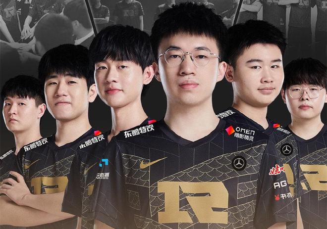 的带领下 的带领下