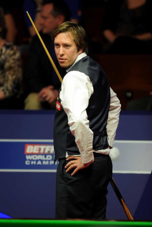 先在英超磨 先在英超磨