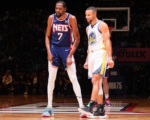 仅是两个人 仅是两个人